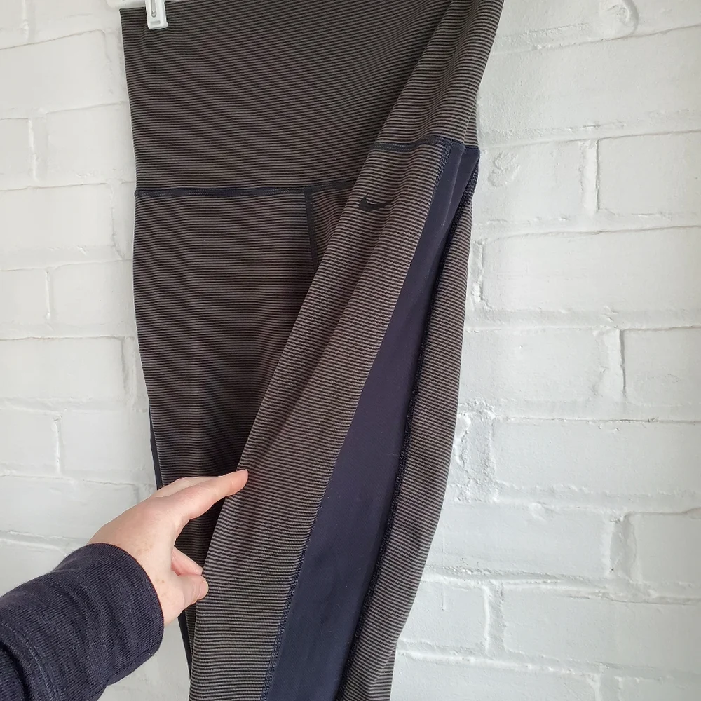 Nike Dri Fit Leggings High Waisted Black Gray Green Stripe Sizs M #posha…